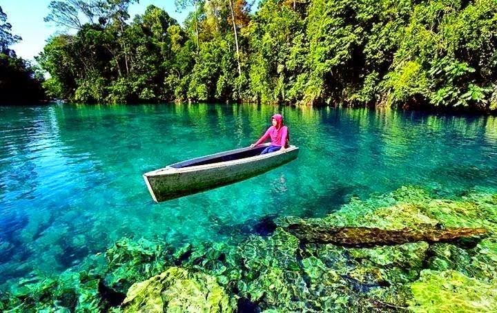 Danau Labuan Cermin Lokasi Kalimantan Timur