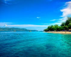 Wisata Pantai Senggigi Di Tanah Lombok,